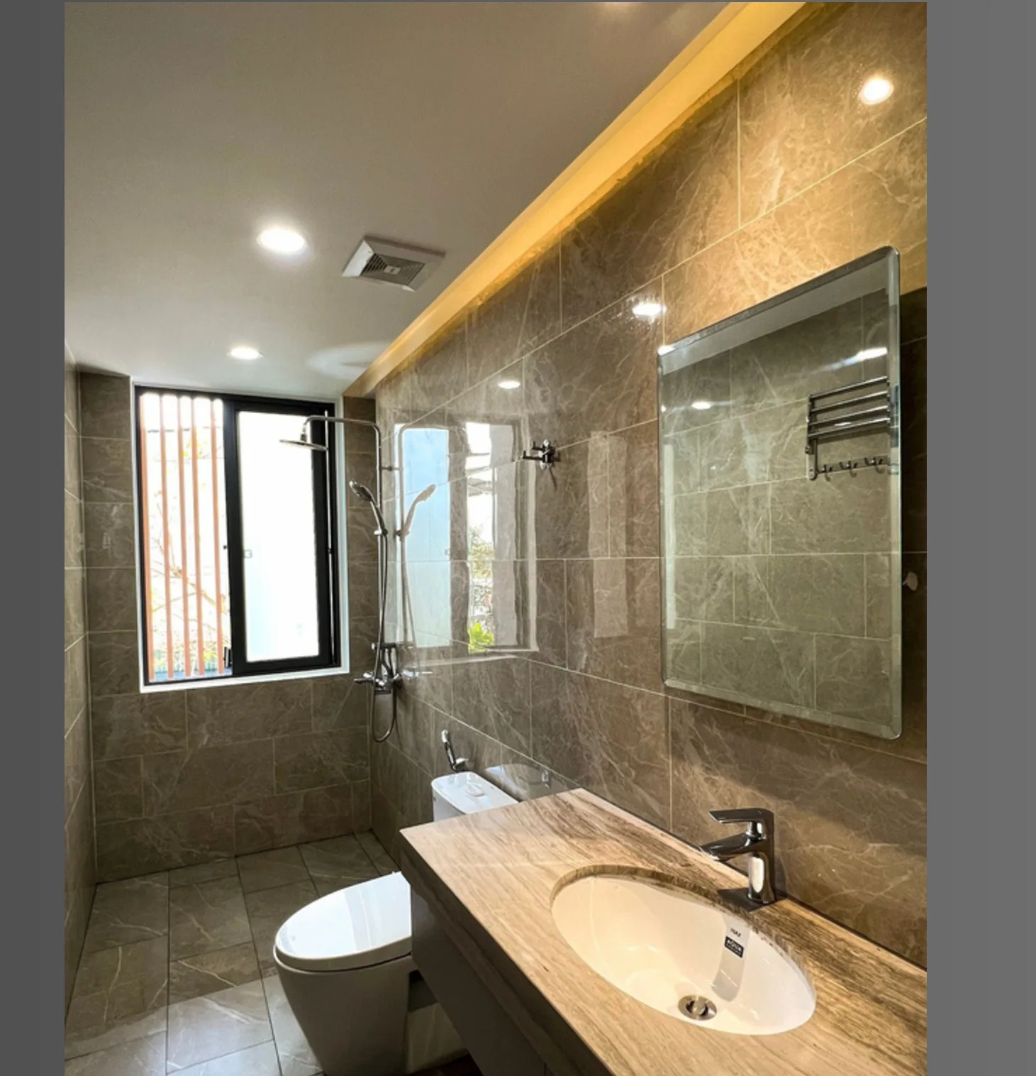 Nhà ở gia chủ anh Hùng — ảnh 5